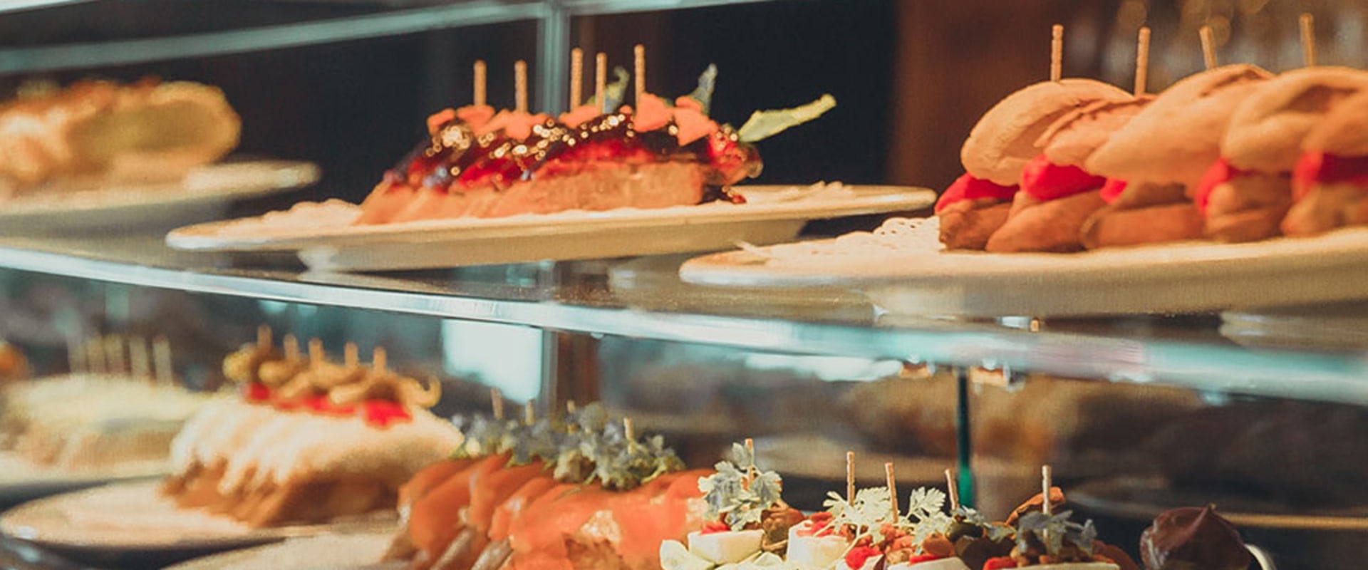 Discovering the Best Gourmet Tapas Bars in Valencia